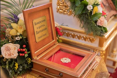 Митрополит Игнатий совершил Божественную литургию в Покровском соборе г. Саратова