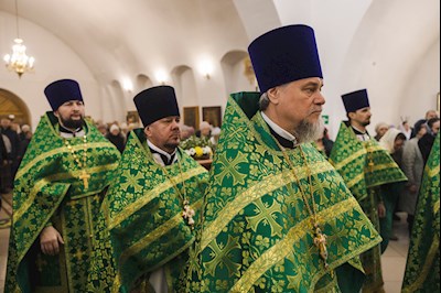 Архиереи Саратовской митрополии совершили Божественную литургию в соборном храме святого благоверного князя Александра Невского г. Ртищево