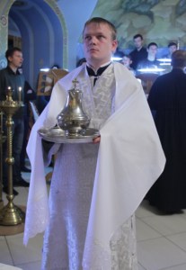 Крещальная литургия в Свято-Троицком соборе Саратова