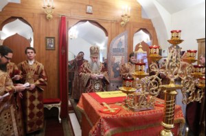 Божественная литургия в храме во имя священномученика Космы Саратовского