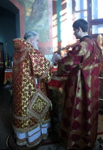 Божественная литургия в Крестовоздвиженском храме г. Хвалынска