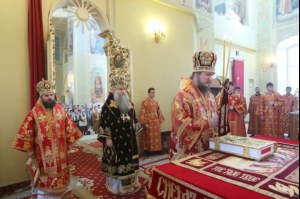 Божественная литургия в храме в честь Покрова Пресвятой Богородицы
