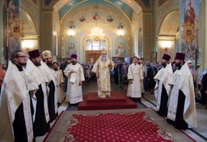 Всенощное бдение в храме в честь Покрова Пресвятой Богородицы г. Саратова