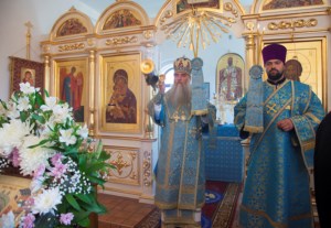 Божественная литургия в храме в честь Успения Пресвятой Богородицы п. Возрождение Хвалынского района
