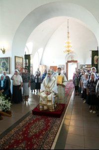 Божественная литургия в храме во имя Архангела Михаила с. Михайловка Саратовского района