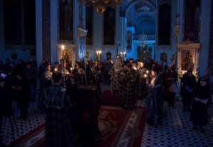 Утреня с чтением Великого канона преподобного Андрея Критского в храме в честь Сошествия Святого Духа г. Саратова