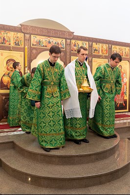 Божественная литургия в храме преподобного Сергия Радонежского г. Саратова