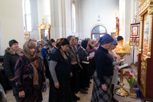 Великое повечерие с чтением канона преподобного Андрея Критского в храме великомученика Георгия Победоносца г. Саратова
