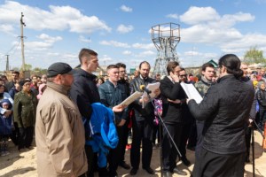 Митрополит Лонгин освятил колокола Свято-Никольского храма села Октябрьский Городок