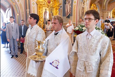 Божественная литургия в Свято-Троицком кафедральном соборе г. Саратова