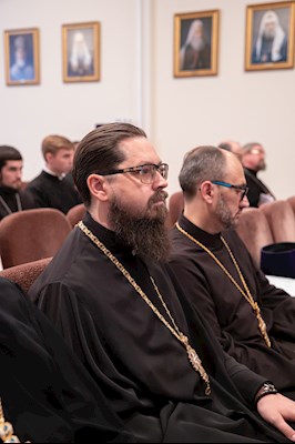 Митрополит Игнатий посетил защиту выпускных работ в СПДС