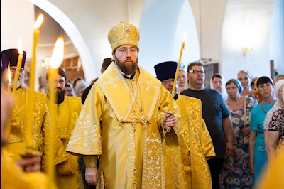 Митрополит Игнатий совершил всенощное бдение в Петропавловском храме г. Саратова