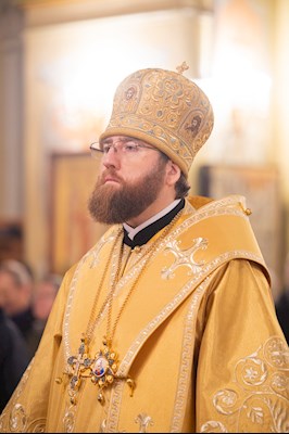 Митрополит Игнатий совершил Божественную литургию и молебен на новый год в Покровском соборе г. Саратова