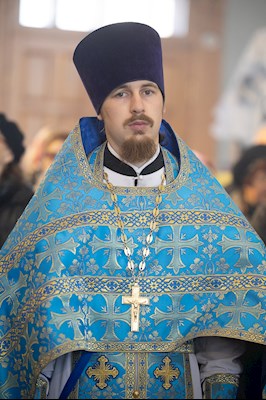 Митрополит Игнатий совершил Божественную литургию в Покровском храме г. Петровска