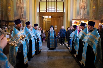 Митрополит Игнатий совершил всенощное бдение в Покровском соборе г. Саратова