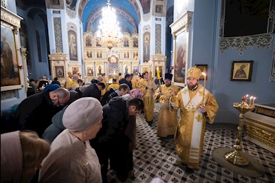 Митрополит Игнатий совершил всенощное бдение в Свято-Духовском соборе г. Саратова