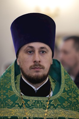 Митрополит Игнатий совершил Литургию Преждеосвященных Даров в храме в честь иконы Божией Матери «Всех скорбящих Радость» г. Саратова