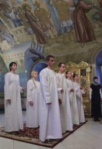 Крещальная литургия в Свято-Троицком соборе Саратова