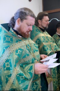 Божественная литургия в храме во имя преподобного Сергия Радонежского поселок Юбилейный г.Саратова