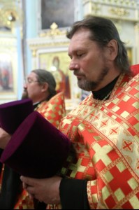 Всенощное бдение в Духосошественском кафедральном соборе Саратова