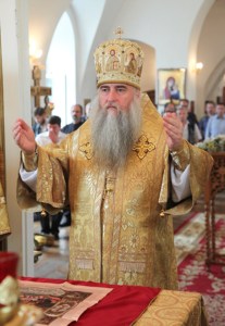 Божественная литургия в Спасо-Преображенском мужском монастыре Саратова