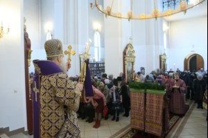 Божественная литургия в храме великомученика Георгия Победоносца г. Саратова