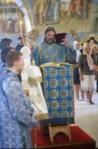 Крещальная литургия в Свято-Троицком кафедральном соборе г. Саратова