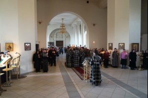 Великое повечерие с чтением канона преподобного Андрея Критского в Свято-Троицком кафедральном соборе г. Вольска
