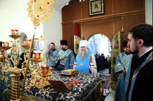 Всенощное бдение на Архиерейском подворье – храме в честь иконы Божией Матери «Утоли моя печали» г.Саратова