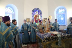 Божественная литургия на Архиерейском подворье – храме в честь иконы Божией Матери «Утоли моя печали» г.Саратова