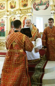 Чин Великого освящения и Божественная литургия в храме в честь Владимирской иконы Божией Матери Владимирского женского монастыря г. Вольска