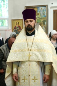 Божественная литургия в храме в честь Покрова Пресвятой Богородицы р.п. Новые Бурасы