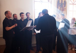 Божественная литургия в храме в честь Успения Пресвятой Богородицы п. Возрождение Хвалынского района