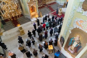 Великое повечерие с чтением канона преподобного Андрея Критского в храме Покрова Пресвятой Богородицы г. Саратова