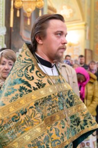 Божественная литургия в храме в честь Покрова Пресвятой Богородицы г. Саратова
