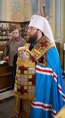 Митрополит Игнатий совершил всенощное бдение в храме Покрова Пресвятой Богородицы г. Саратова
