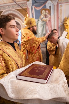 Митрополит Игнатий совершил Божественную литургию в Свято-Троицком кафедральном соборе г. Саратова