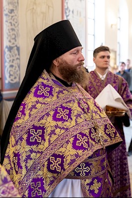Божественная литургия в Свято-Никольском мужском монастыре г. Саратова