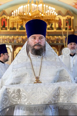 Божественная литургия в Вознесенско-Пантелеимоновском храме с. Усть-Курдюм Саратовского района
