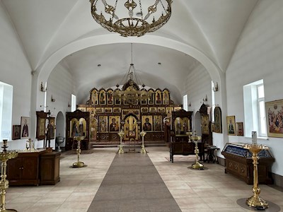 Митрополит Игнатий посетил Успенский храм г. Покровска