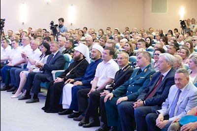 Митрополит Игнатий принял участие в торжественном мероприятии ко Дню России