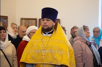 Митрополит Игнатий совершил Божественную литургию в Свято-Никольском храме с. Октябрьский Городок
