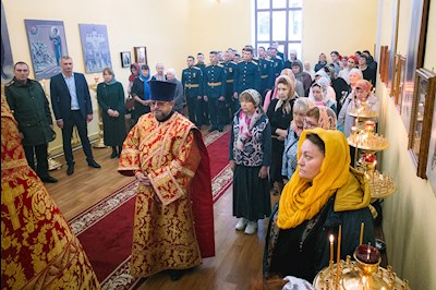 Митрополит Игнатий совершил Божественную литургию в храме святых мучениц Веры, Надежды, Любови и матери их Софии поселка Светлый