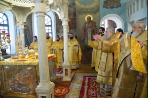 Божественная литургия в Свято-Никольском Черноостровском женском монастыре г. Малоярославца