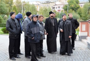 Для учащихся Саратовской православной духовной семинарии организована экскурсия по храмам Саратова