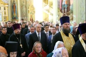 Встреча святых мощей святого равноапостольного князя Владимира и Всенощное бдение в храме в честь Покрова Пресвятой Богородицы г.Саратова