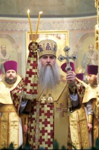 Божественная литургия в храме во имя Всех Святых, в земле Российской просиявших г. Саратова