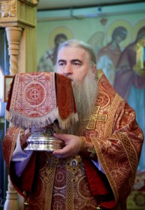Божественная литургия в тюремном храме во имя святителя и чудотворца Николая при ОТБ №1 г. Саратова