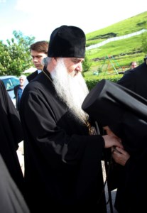 Председатель Издательского совета Митрополит Климент посетил храмы Саратовской епархии
