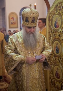 Божественная литургия в храме во имя святых первоверховных апостолов Петра и Павла г.Красноармейска